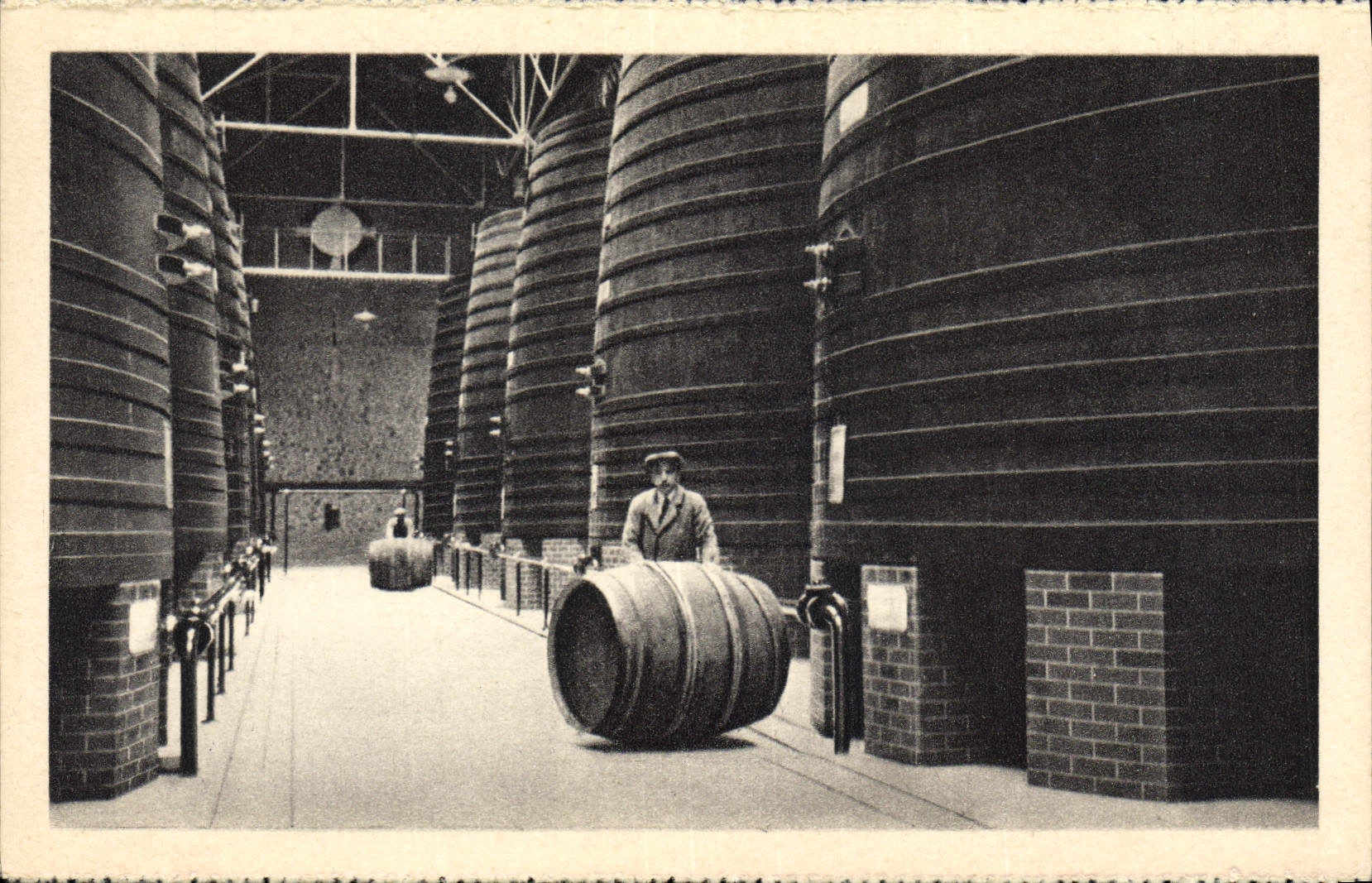 Vintage Postcard Publicite Wine storehouses of Byrrh has Thuir Cuves