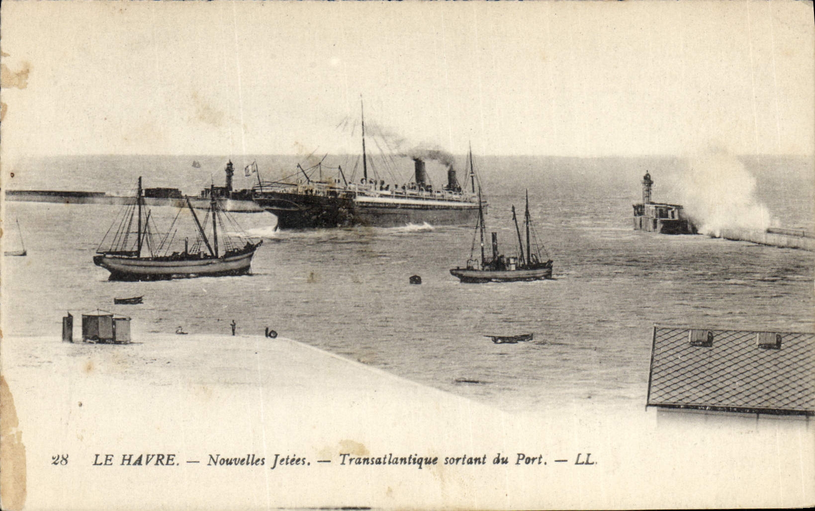 Vintage Postcard Headlight Transatlantic Le Havre News thrown in the port Boats