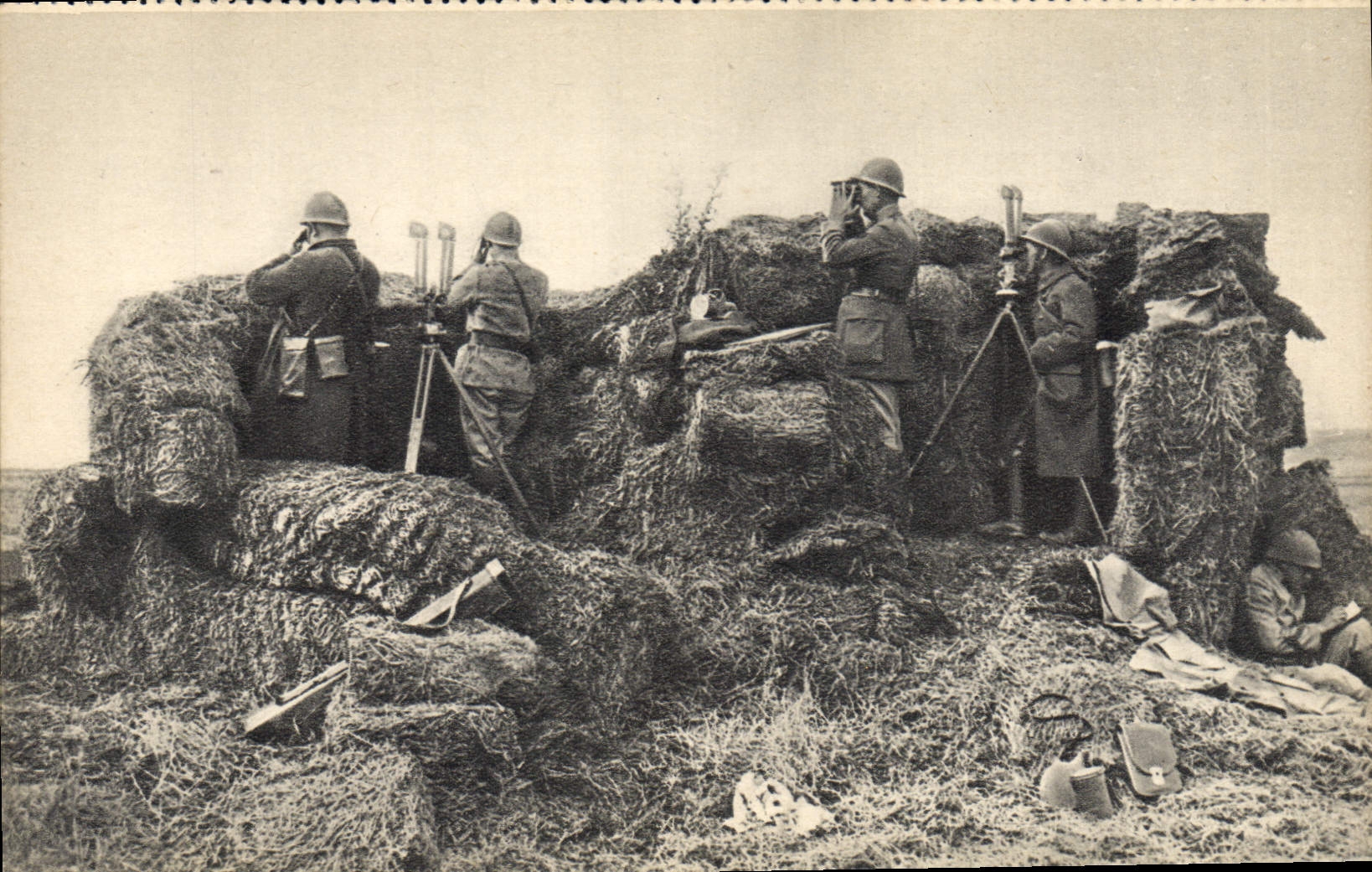 Modern Postcard Militaria With the operations Observation post of artillery