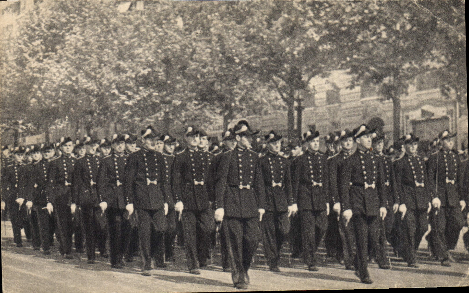 Modern Postcard Militaria Polytechnic school