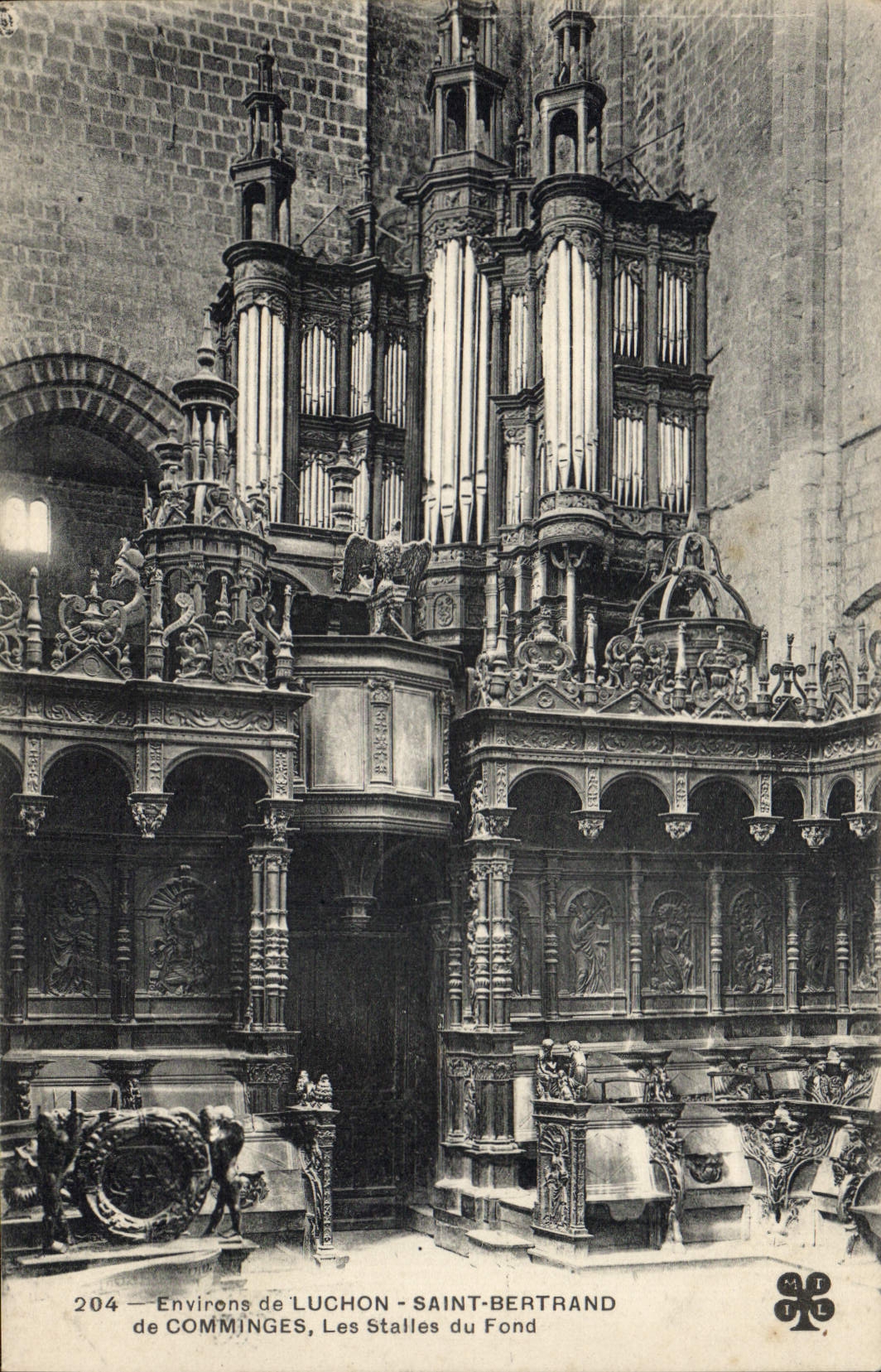CPA Orgue Environs de Luchon Saint Bertrand de Comminges Les stalles du fond