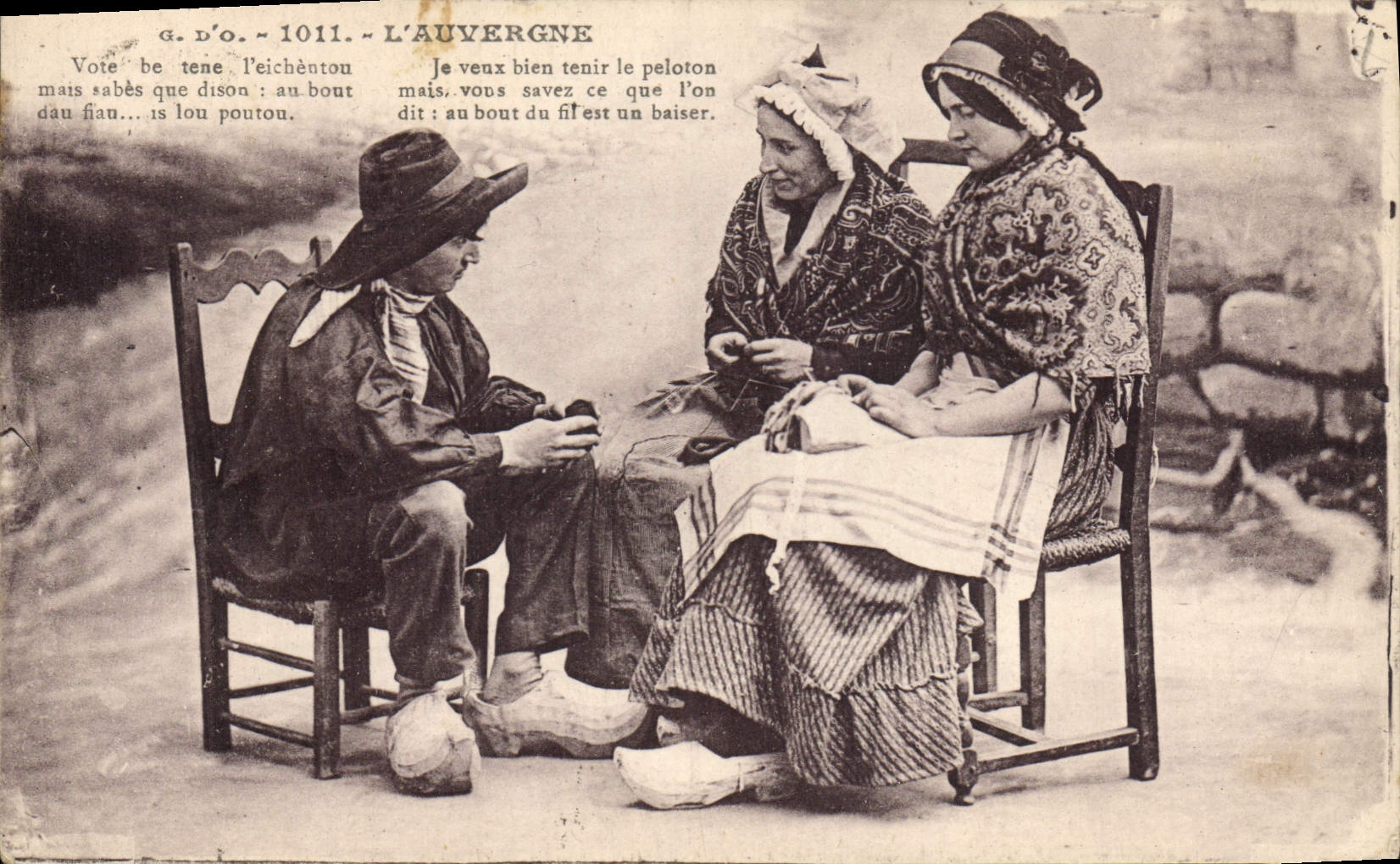 CPA Folklore Auvergne 