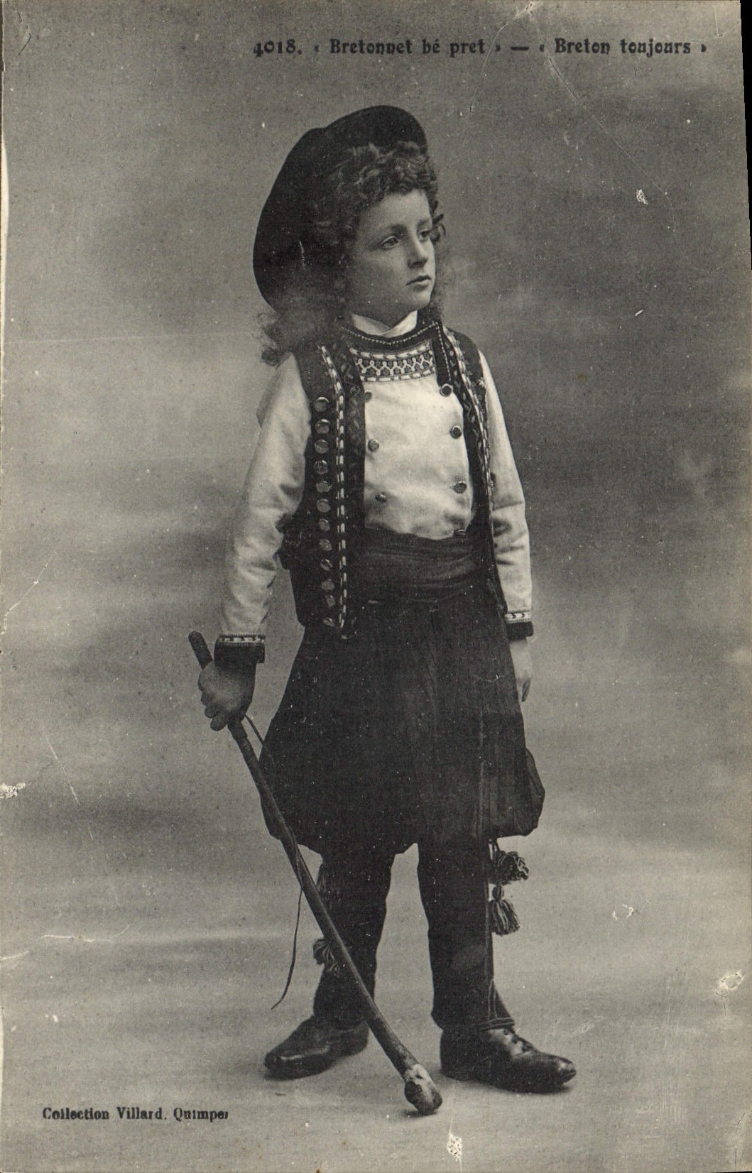 CPA Folklore Breton toujours Enfant