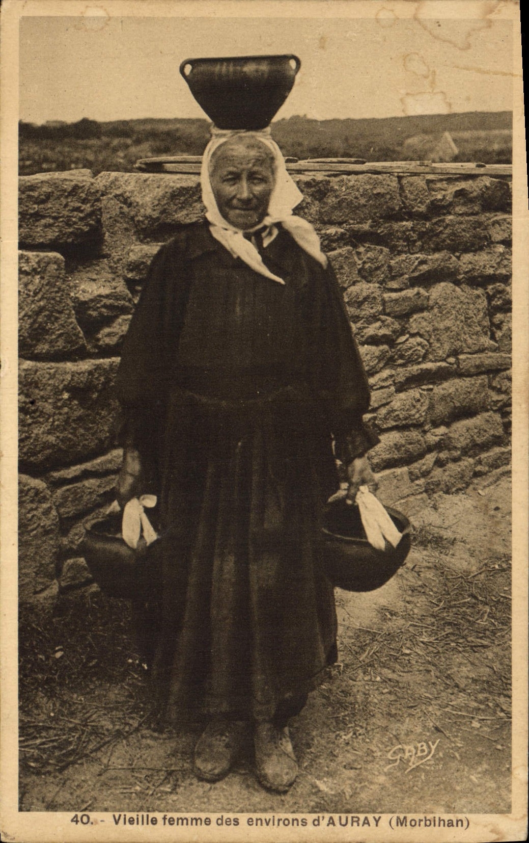 Vintage Postcard Folklore old woman of the surroundings of Auray