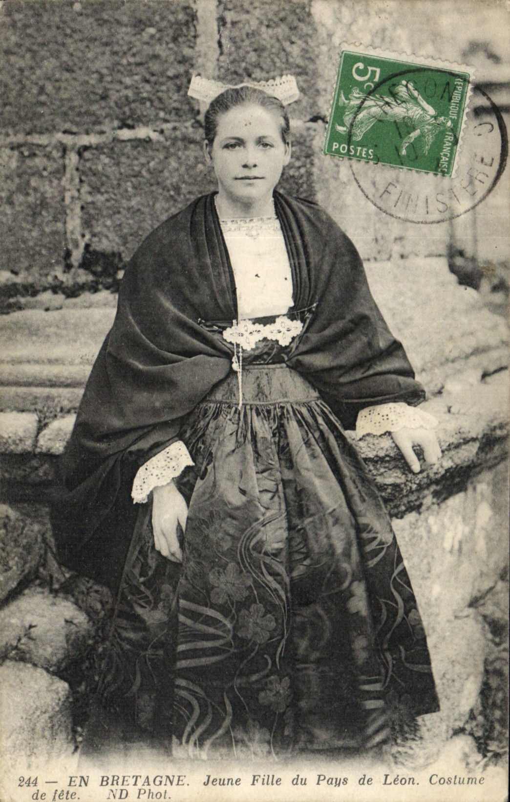 Vintage Postcard Folklore Young girl of the Country of Leon Costume of festival