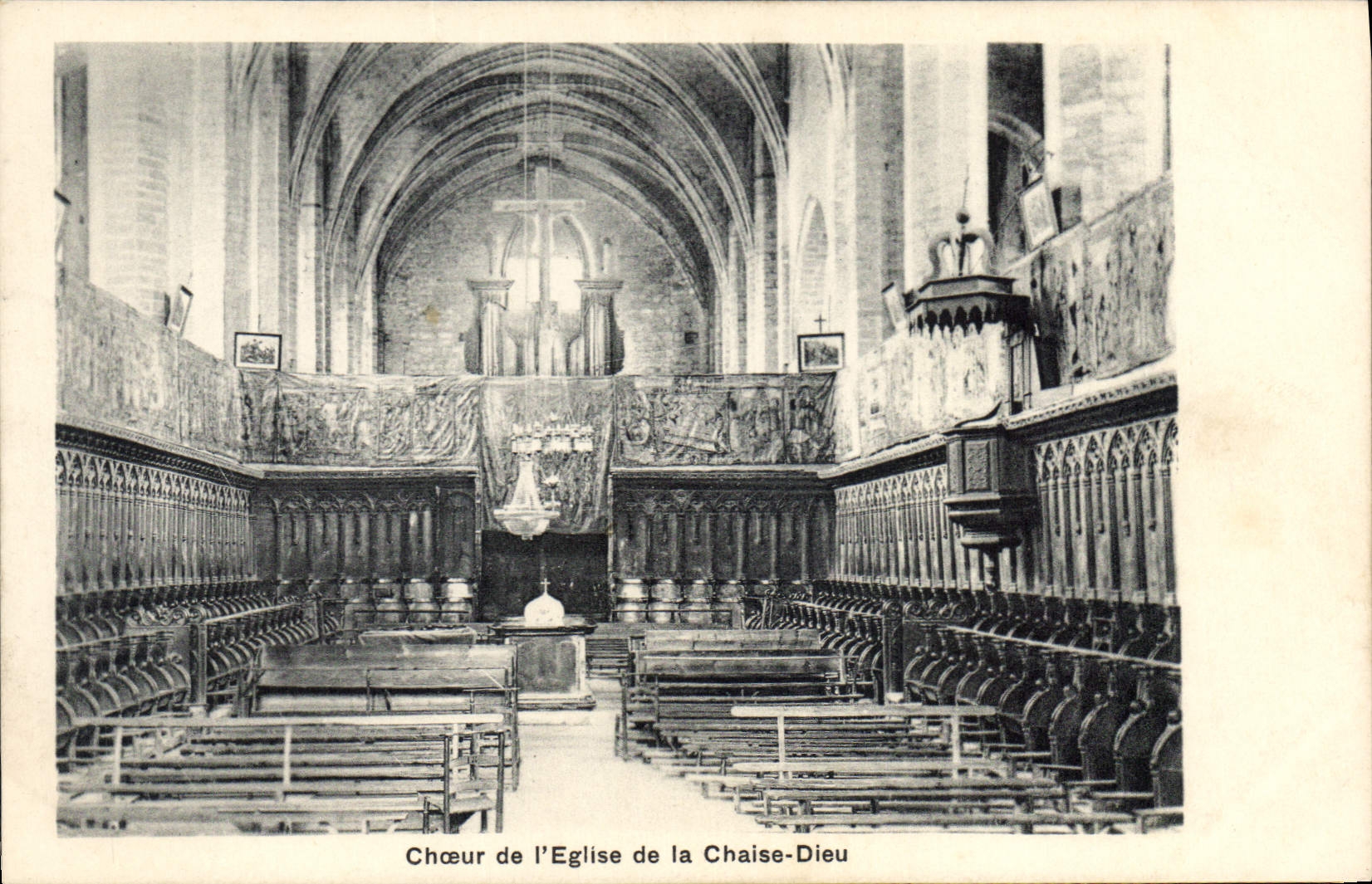 CPA Orgue Choeur de l'eglise de la Chaise Dieu