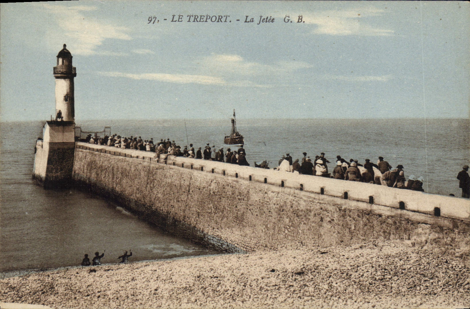 CPA Phare Le Treport La jetee