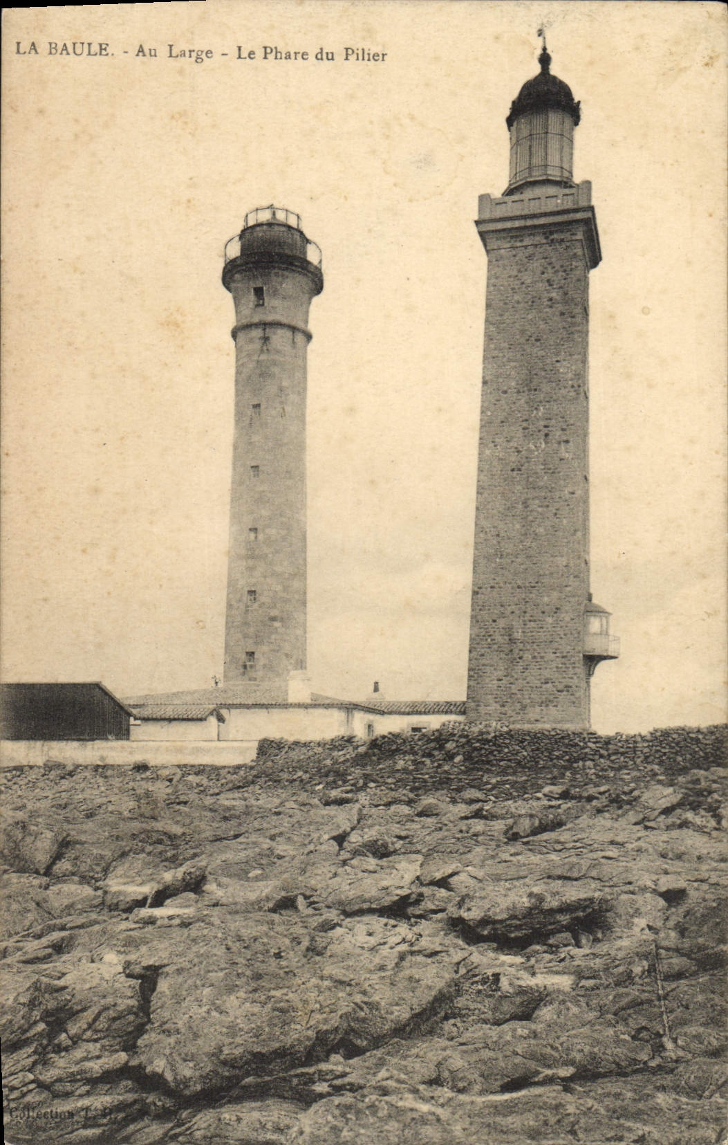CPA Phare La Baule Au large Le phare du Pilier