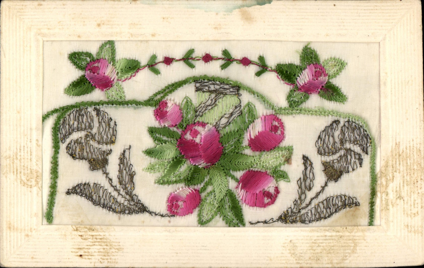 CPA Fantaisie Toilee Fleurs 