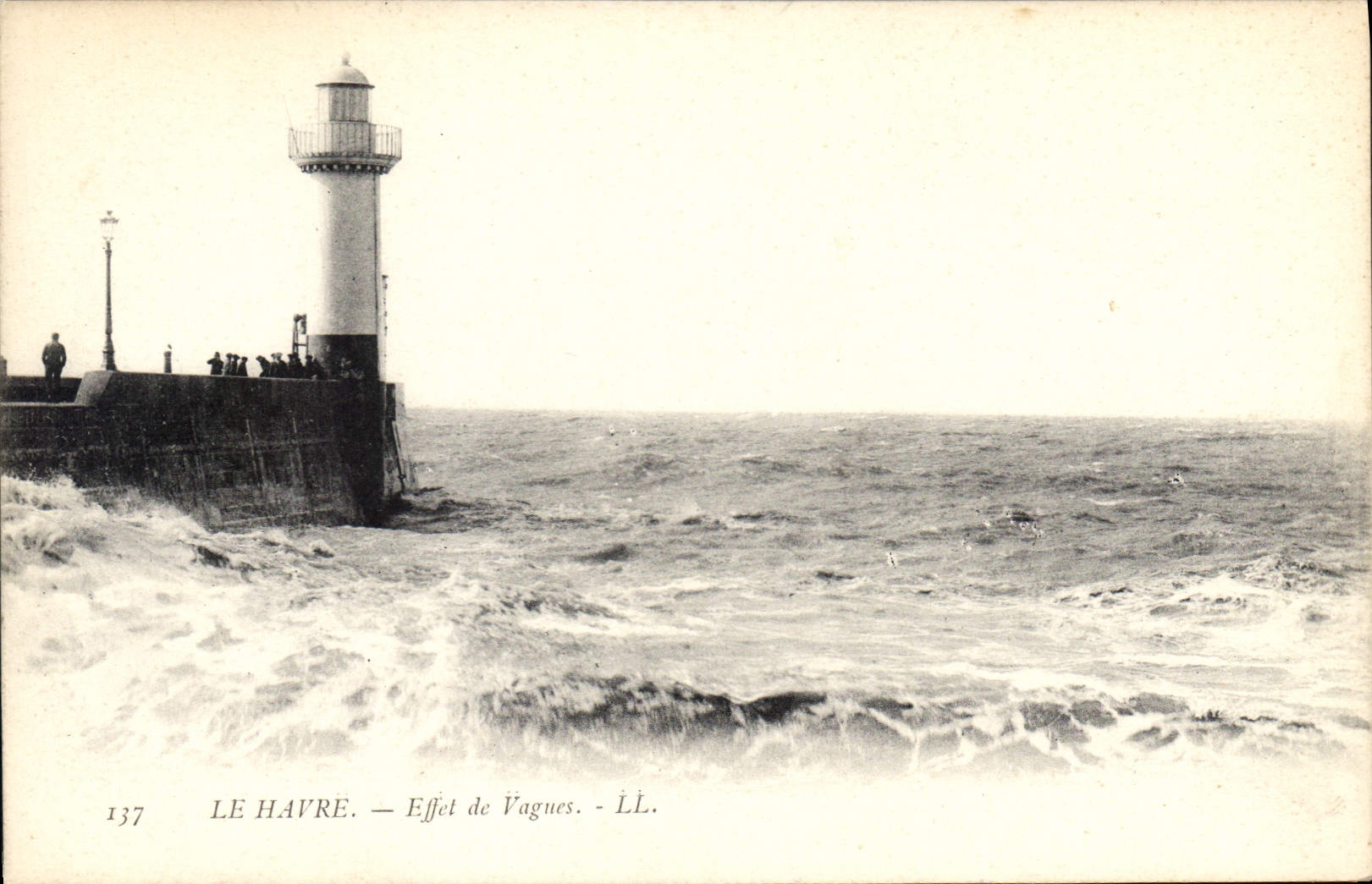 CPA Phare Le Havre Effet de vagues
