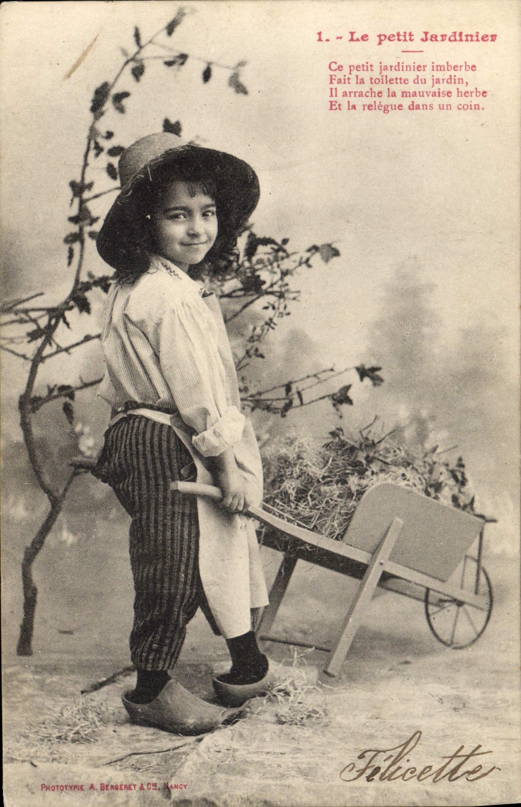 CPA Brouette Enfant Le petit jardinier