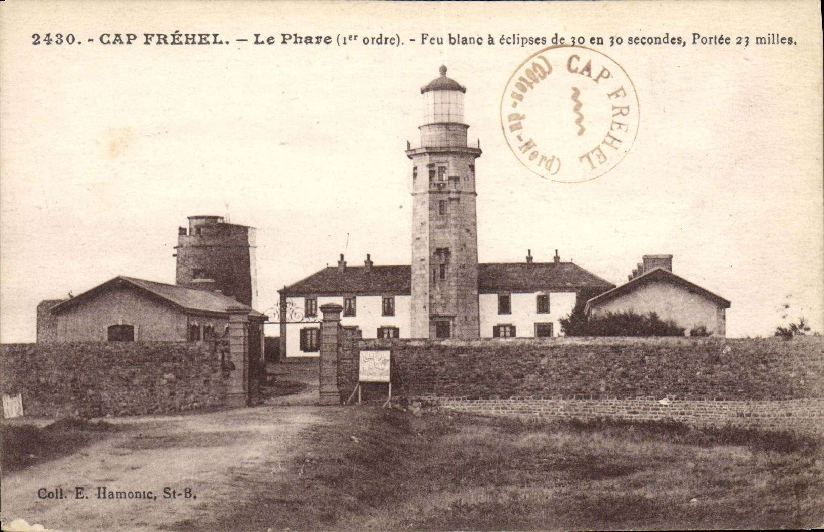 CPA Phare Cap Frehel Feu blanc a eclipses
