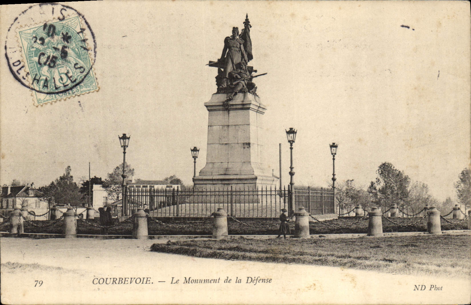 CPA Militaria Guerre de de 1870 Courbevoie Le monument de la Defense