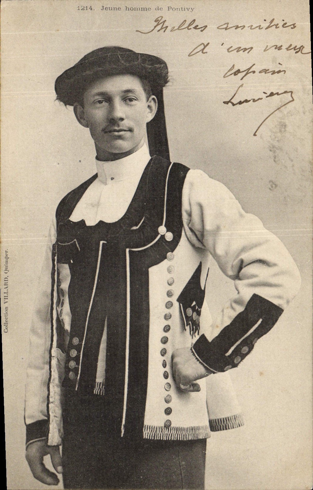 CPA Folklore Jeune homme de Pontivy