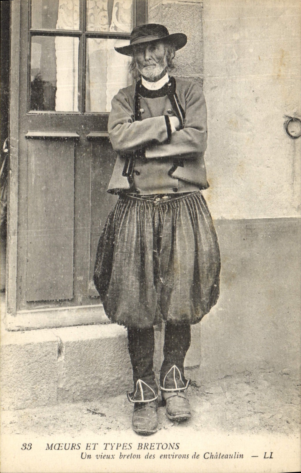 CPA Folklore Un vieux breton des environs de Chateaulin