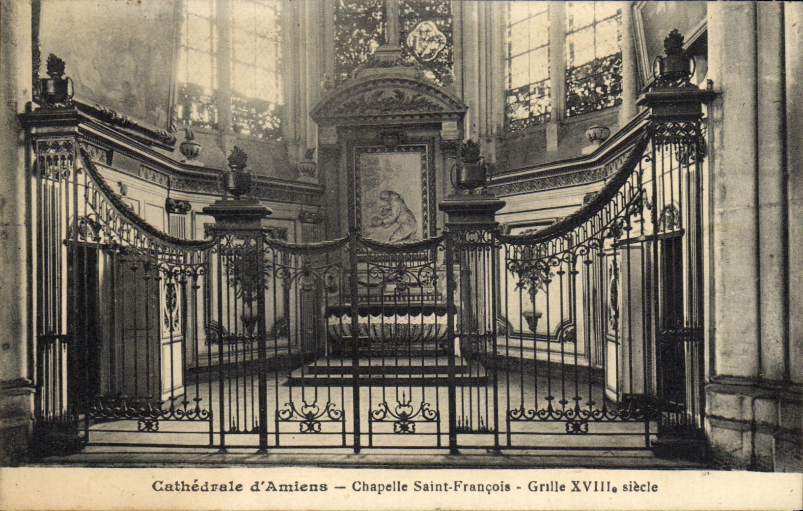 CPA Cathedrale d'Amiens Chapelle Saint Francois Grille