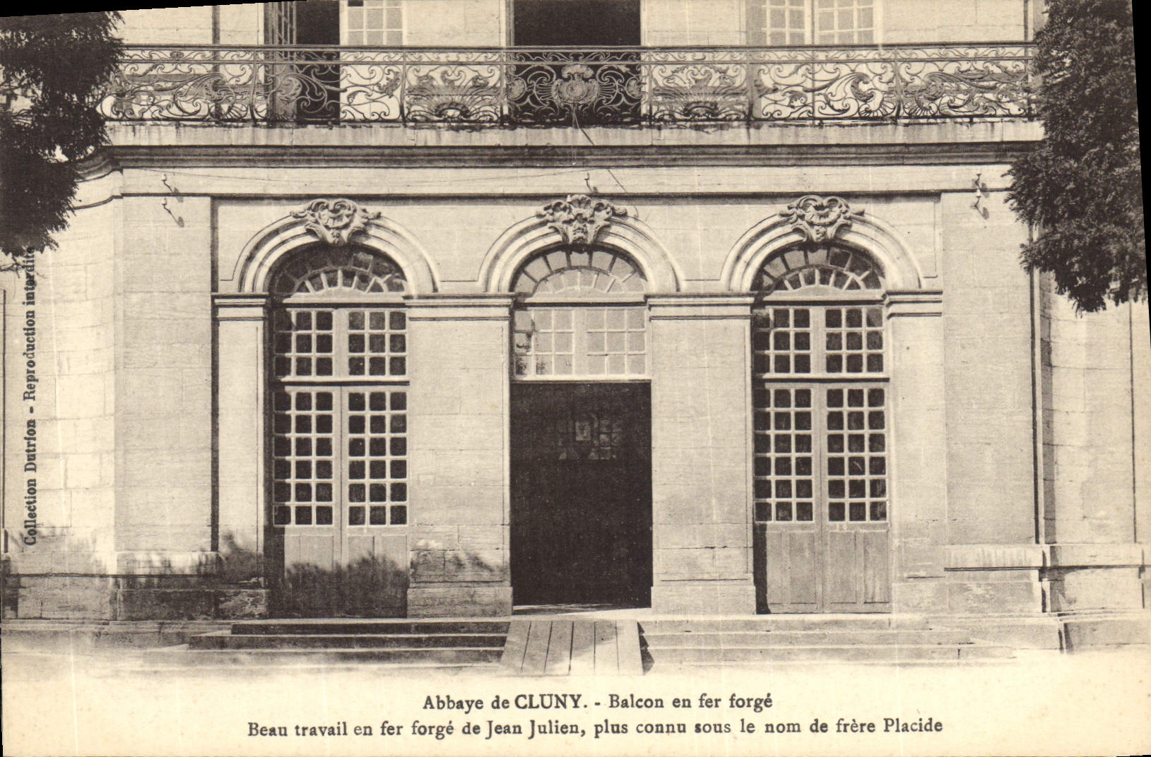 Postal Abadía de Cluny Balcón en hierro forja Trabajo en hierro fragua de Jean Julien