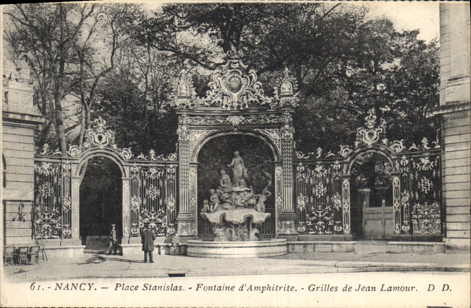 Postal Nancy Lugar Estanislao Fuente de Amphitrite Rejillas de Jean Lamour
