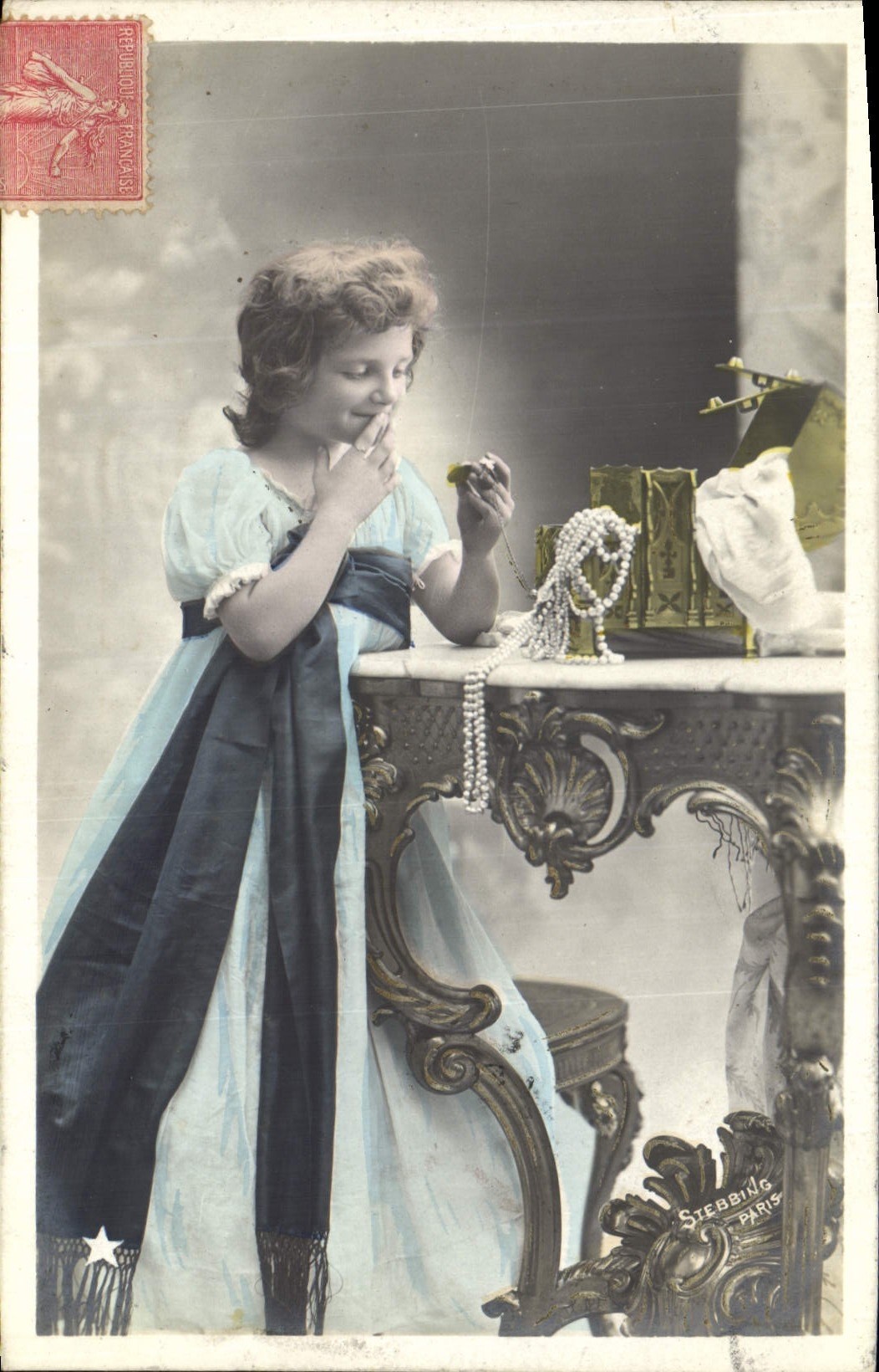 CPA Enfant Bijou Collier