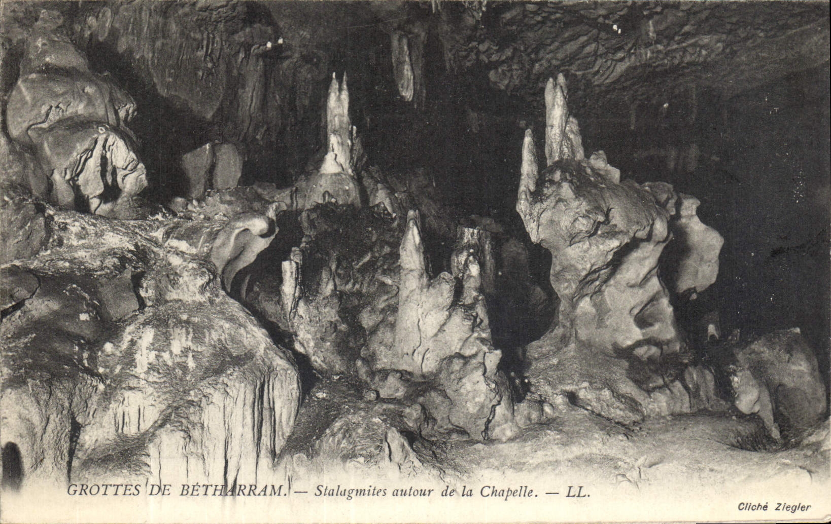 Vintage Postcard Cave Caves of Betharram Stalagmites around the vault