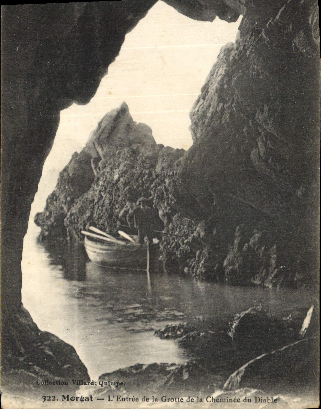 Vintage Postcard Cave Morgat Caves the entry of the cave of the chimney of the devil
