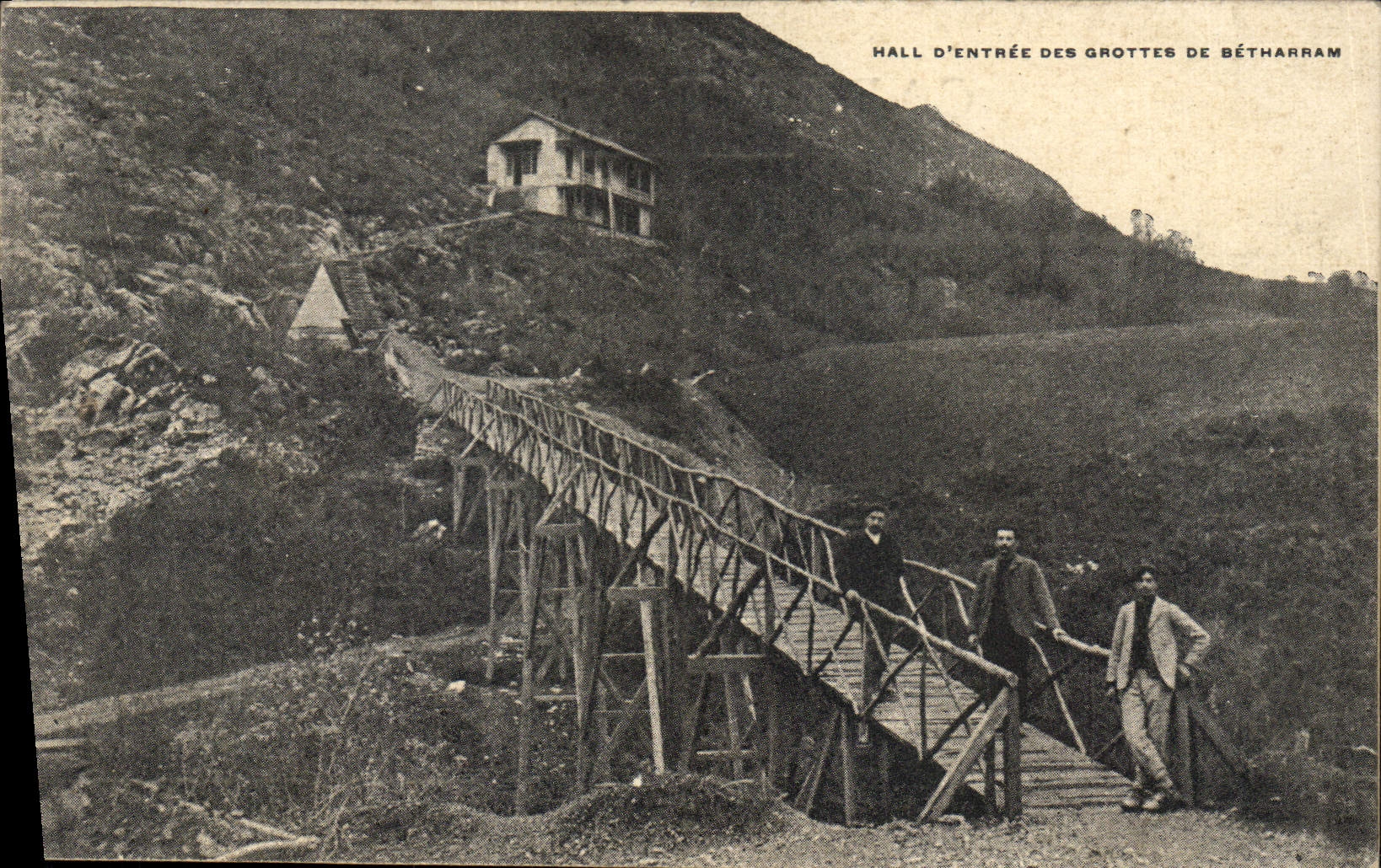 Vintage Postcard Cave Caves Hall of the caves of Betharram