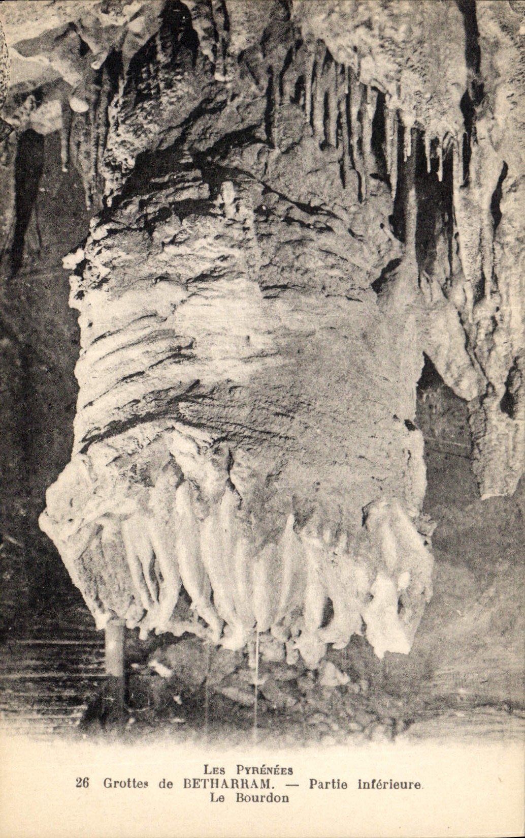 CPA Grotte Grottes de Betharram Partie inferieure Le Bourdon 