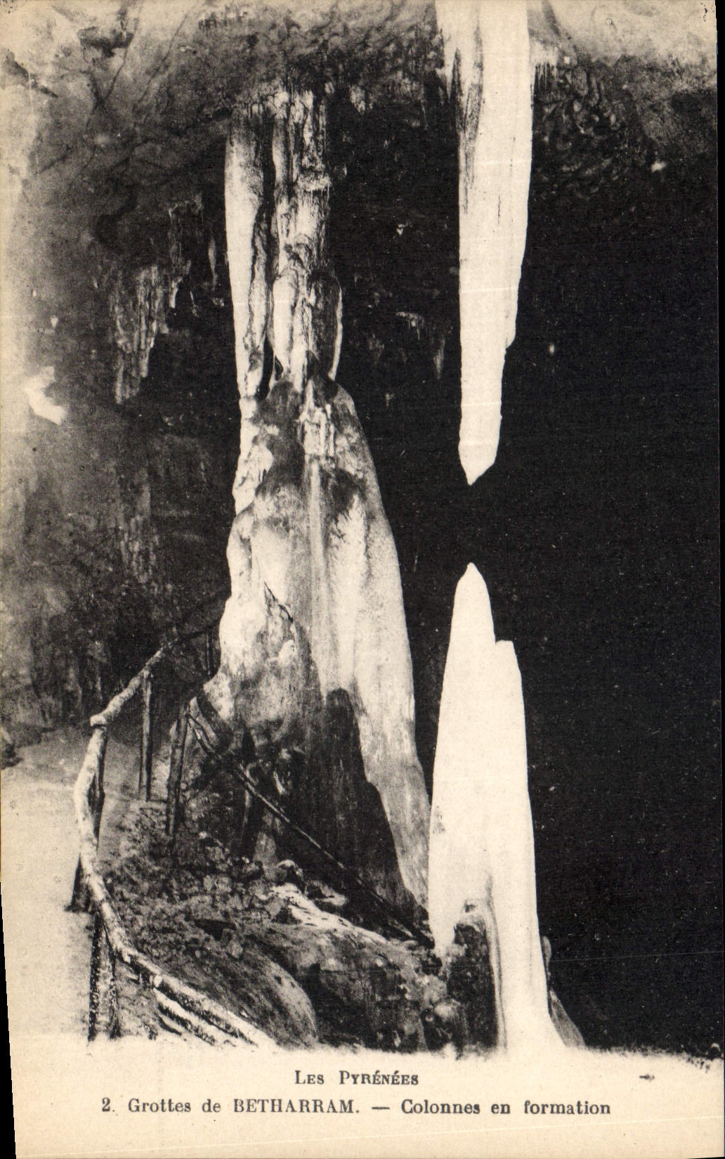 CPA Grotte Grottes de Betharram Colonnes en formation 