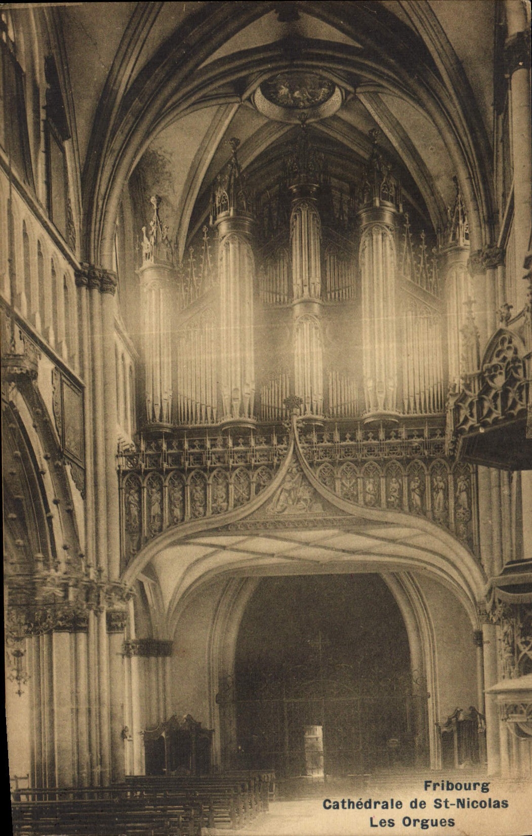 Postal Órgano Friburgo Granitada de San Nicolás los órganos