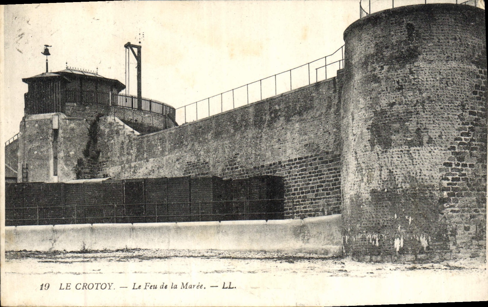 CPA Phare Le Crotoy Le feu de la maree
