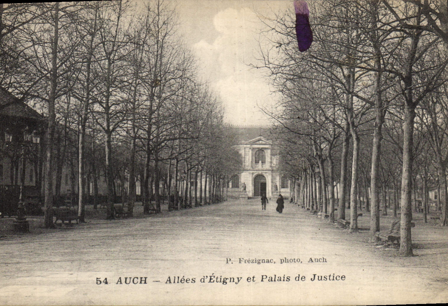 CPA Auch Allees d'Etigny et Palais de Justice 
