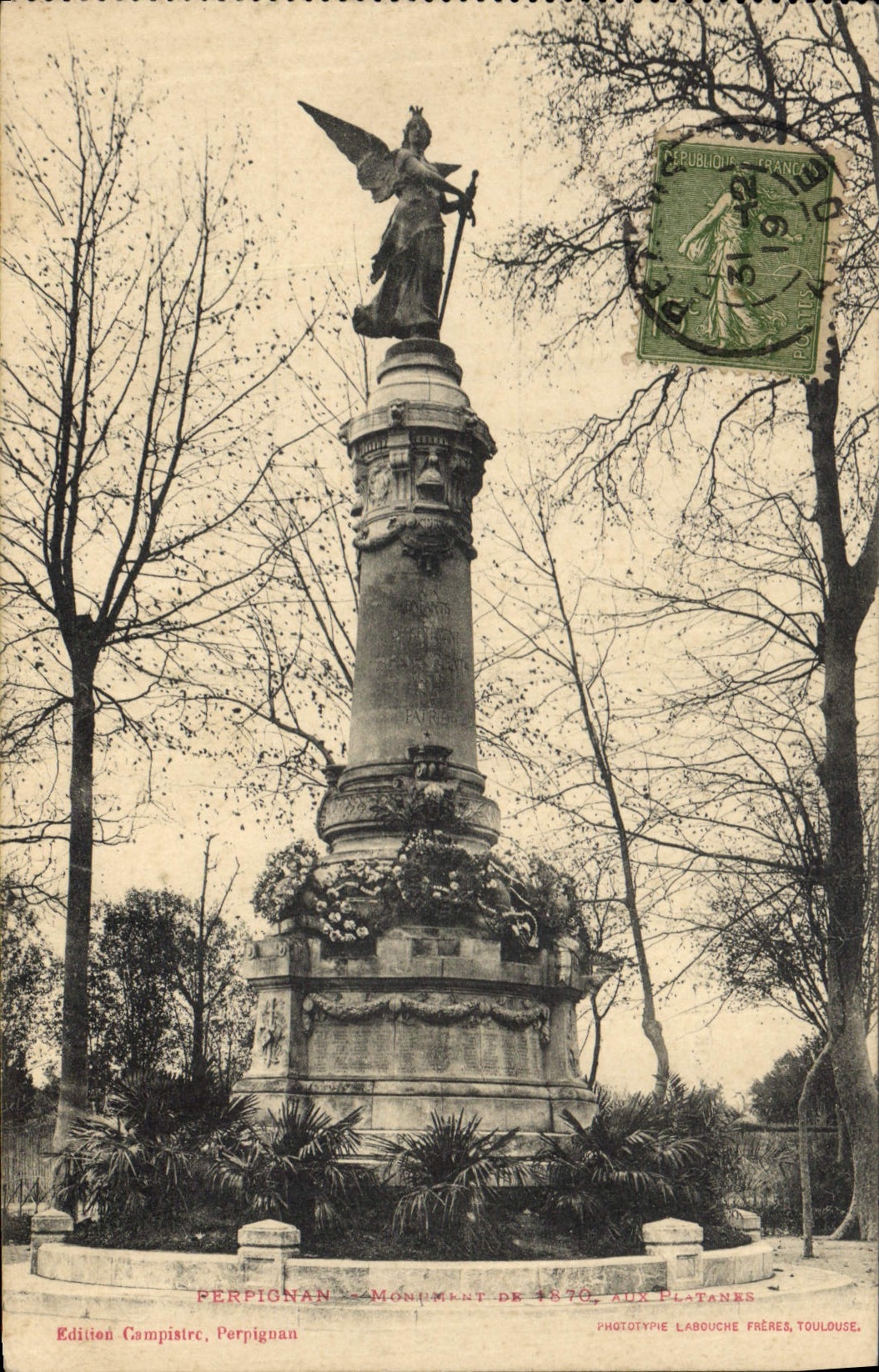 CPA Militaria Guerre de 1870 Perpignan Monument de 1870 aux platanes