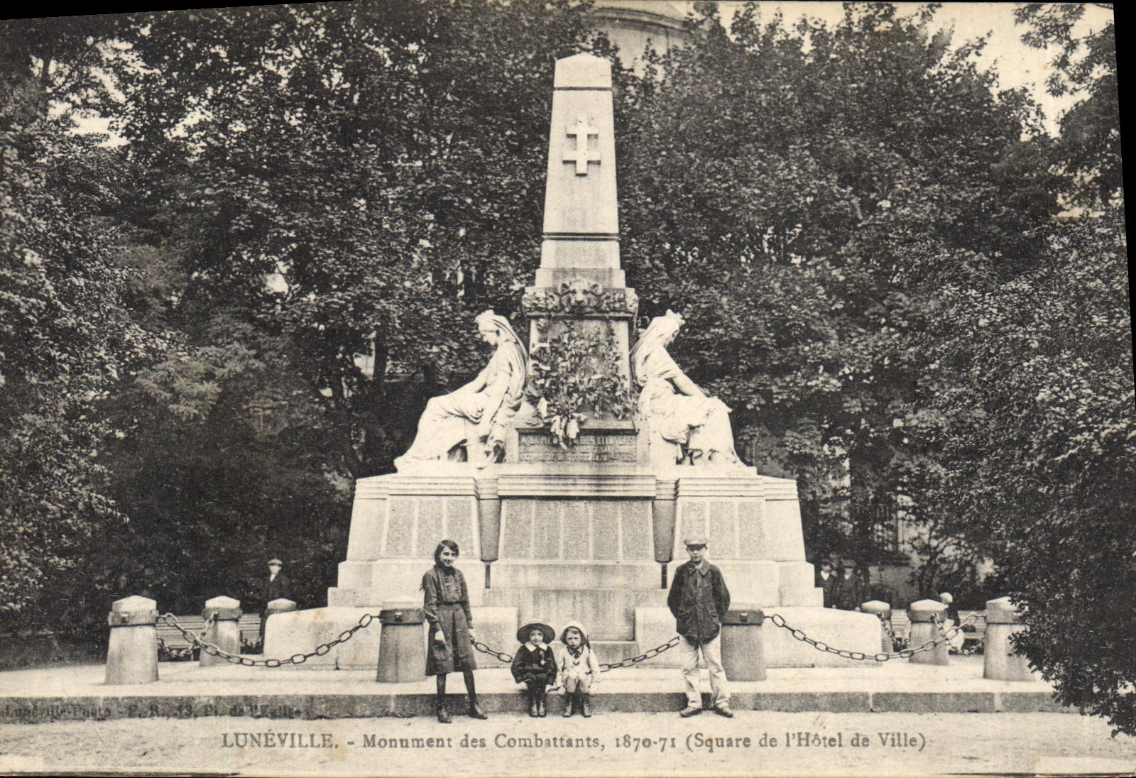 CPA Militaria Guerre de 1870 Luneville Monument des Combattants Square de l'Hotel de ville