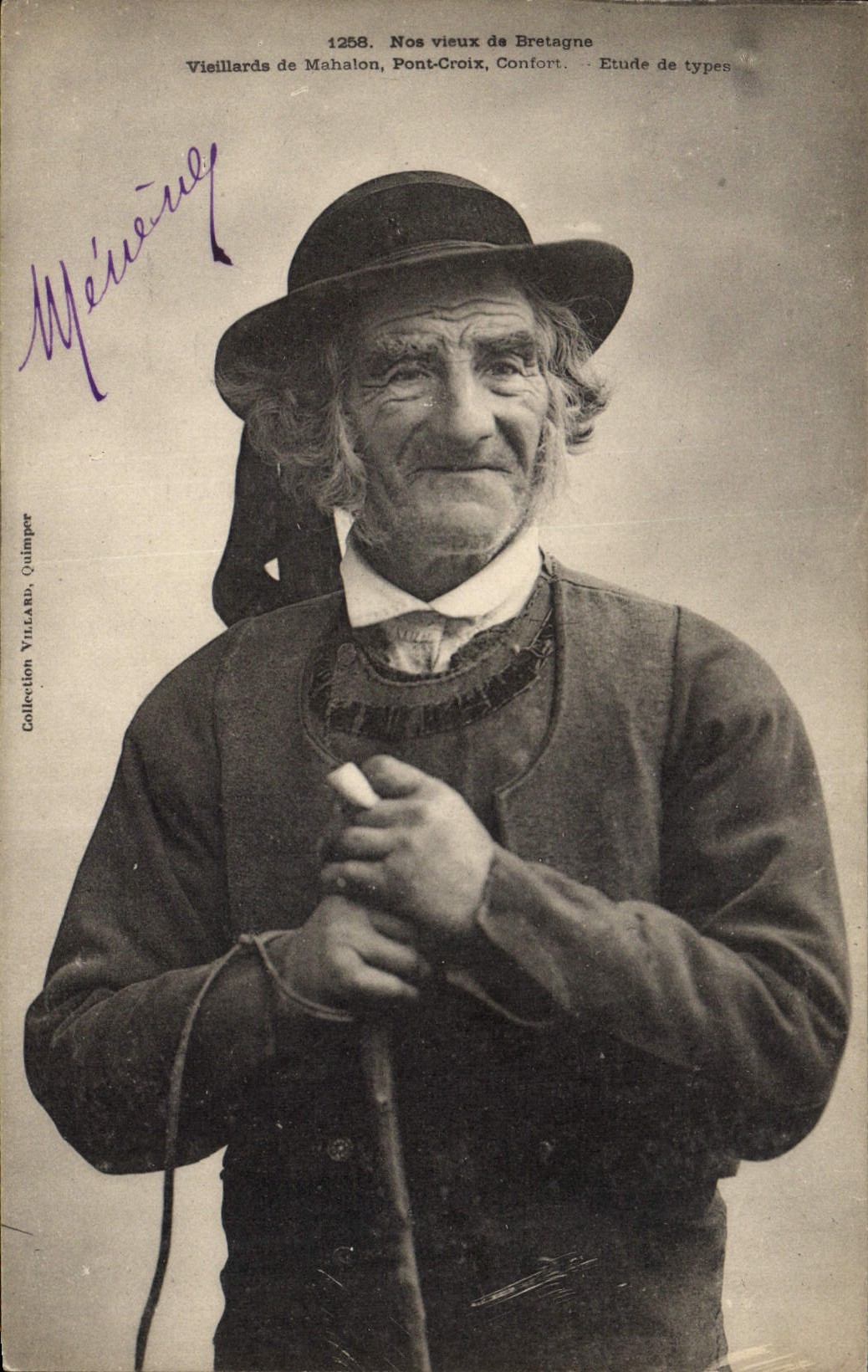 CPA Folklore Vieillards de Mahalon Pont Croix Confort 