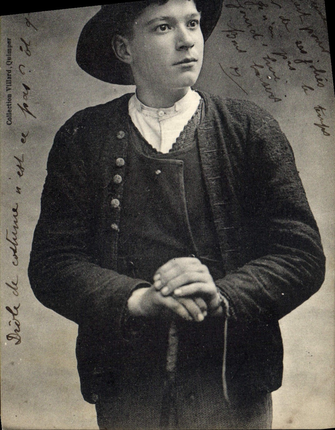 CPA Folklore Chateauneuf a Huelgoat 