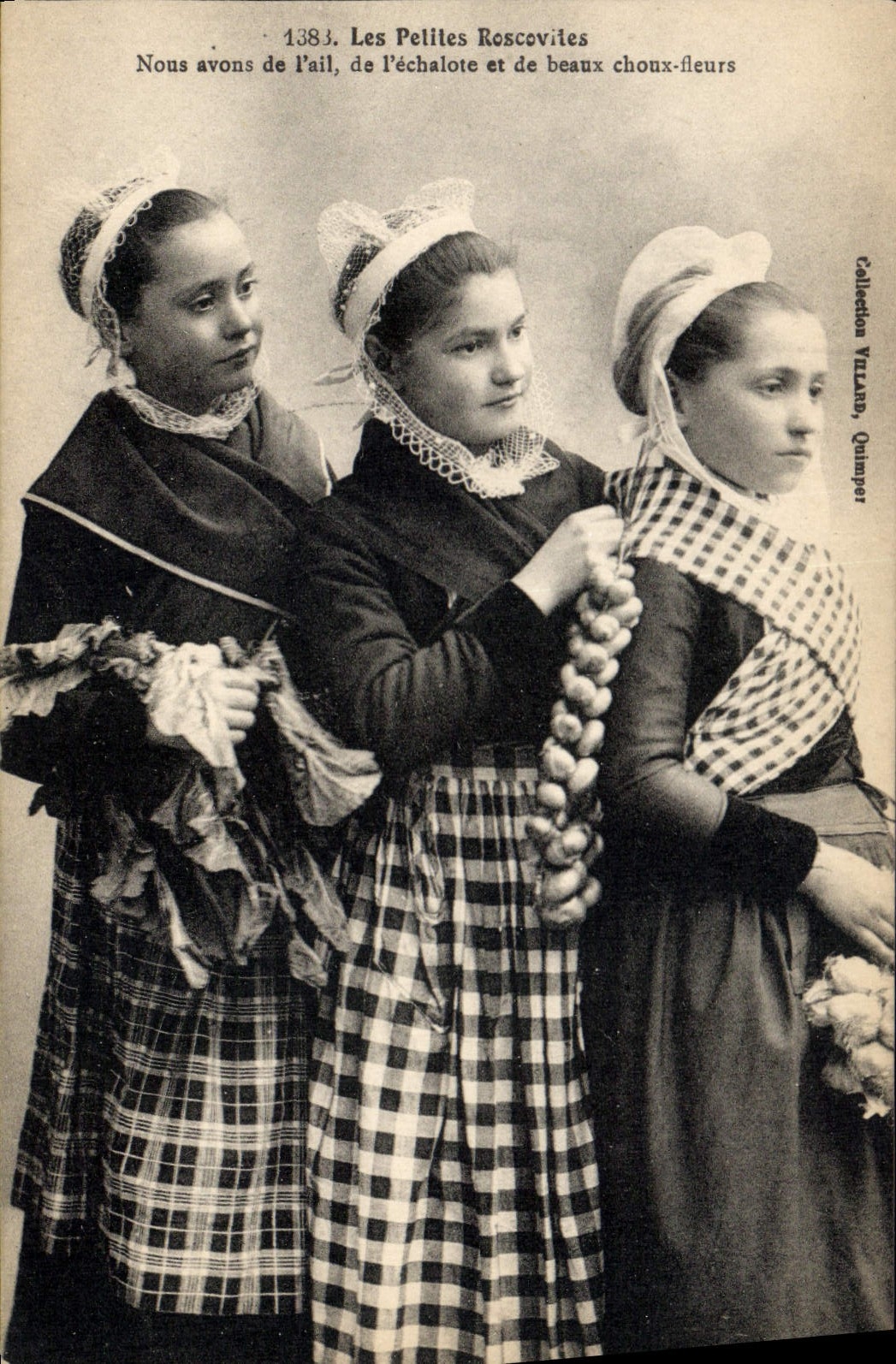 CPA Folklore Les petites Roscovites Nous avons de l'ail