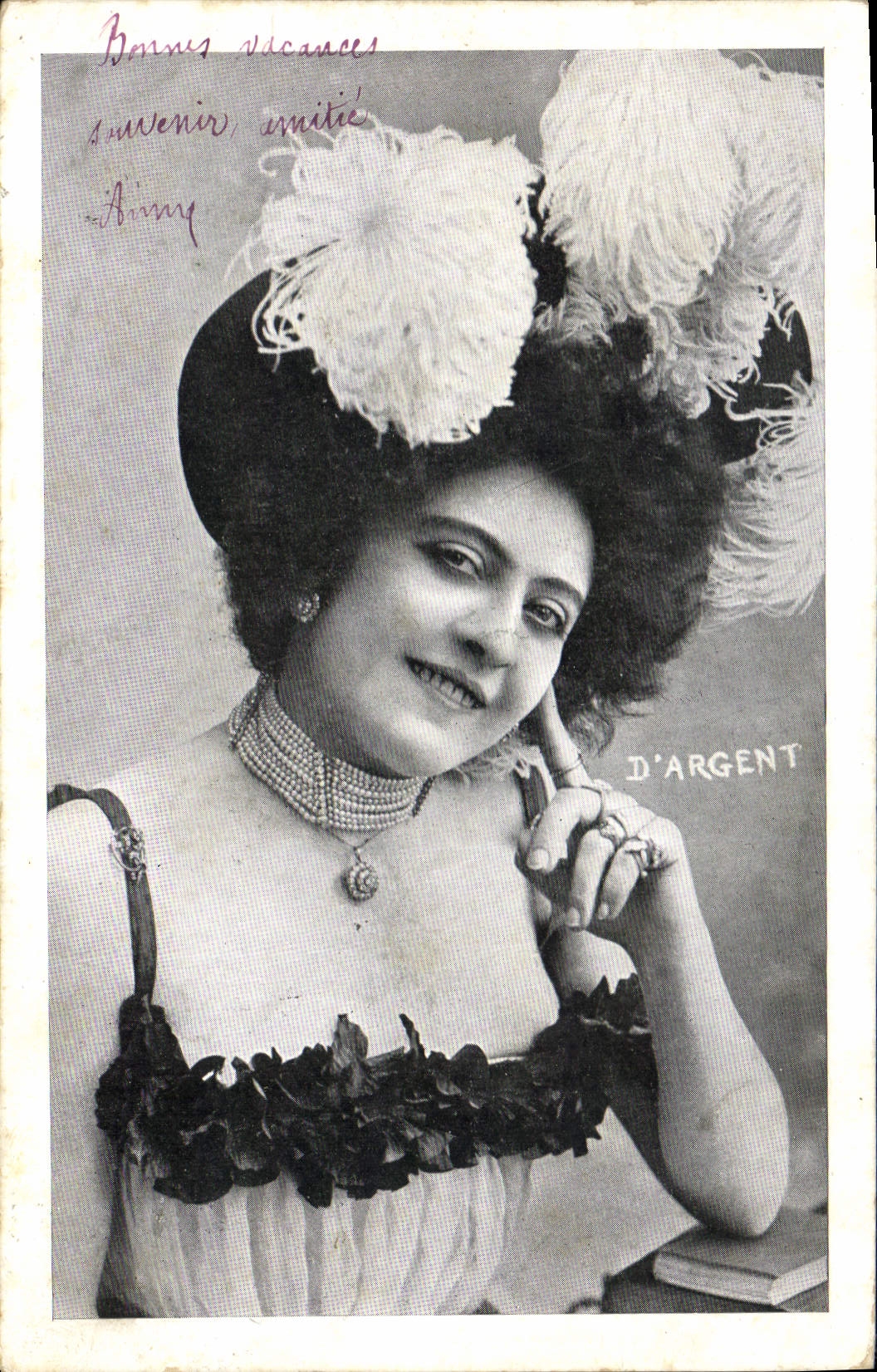 CPA Bijoux Femme D'Argent