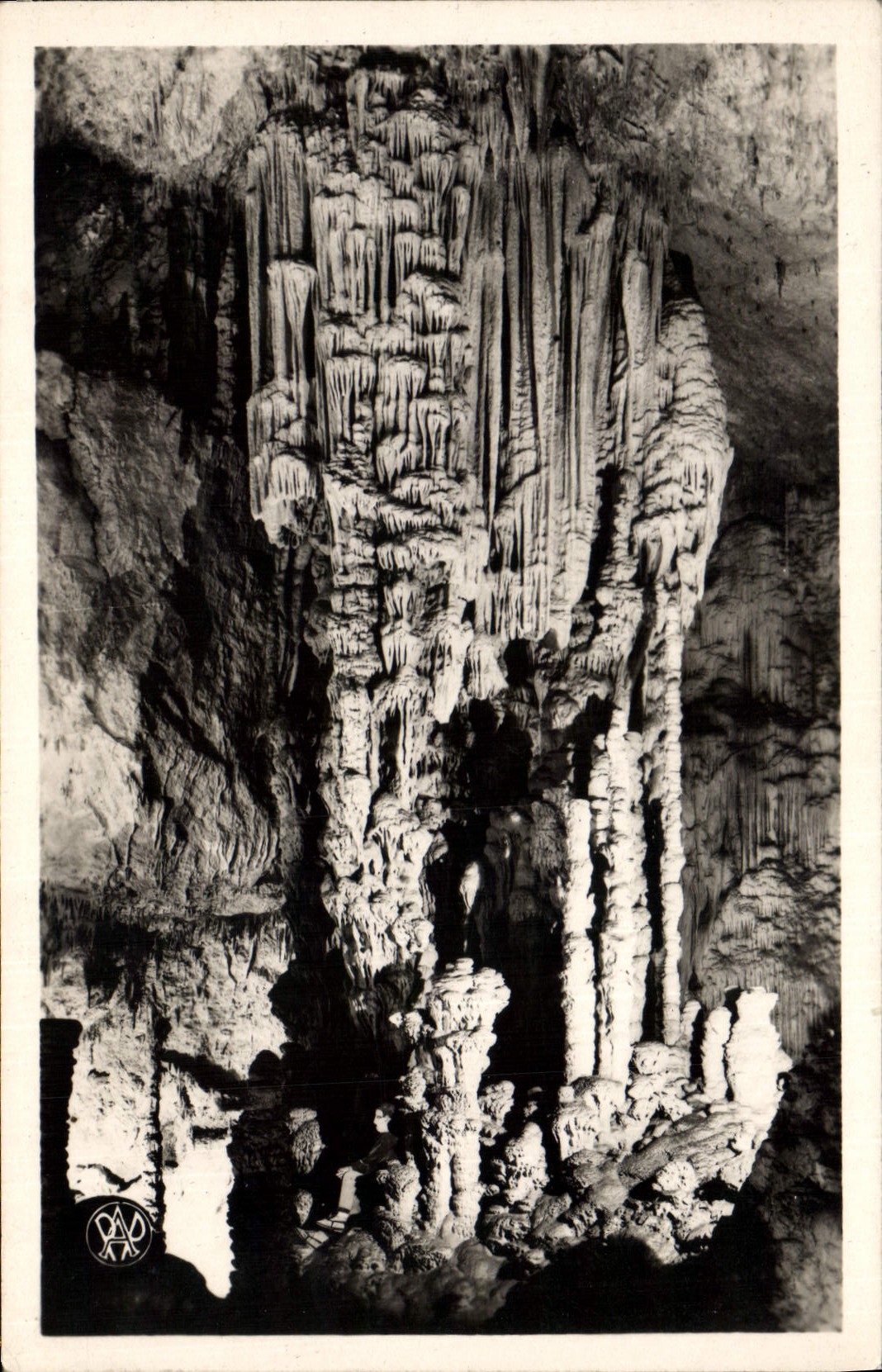 Postal Gruta Grutas Sima de Orgnac el pequeño aparador de órgano Occidental Sala superior