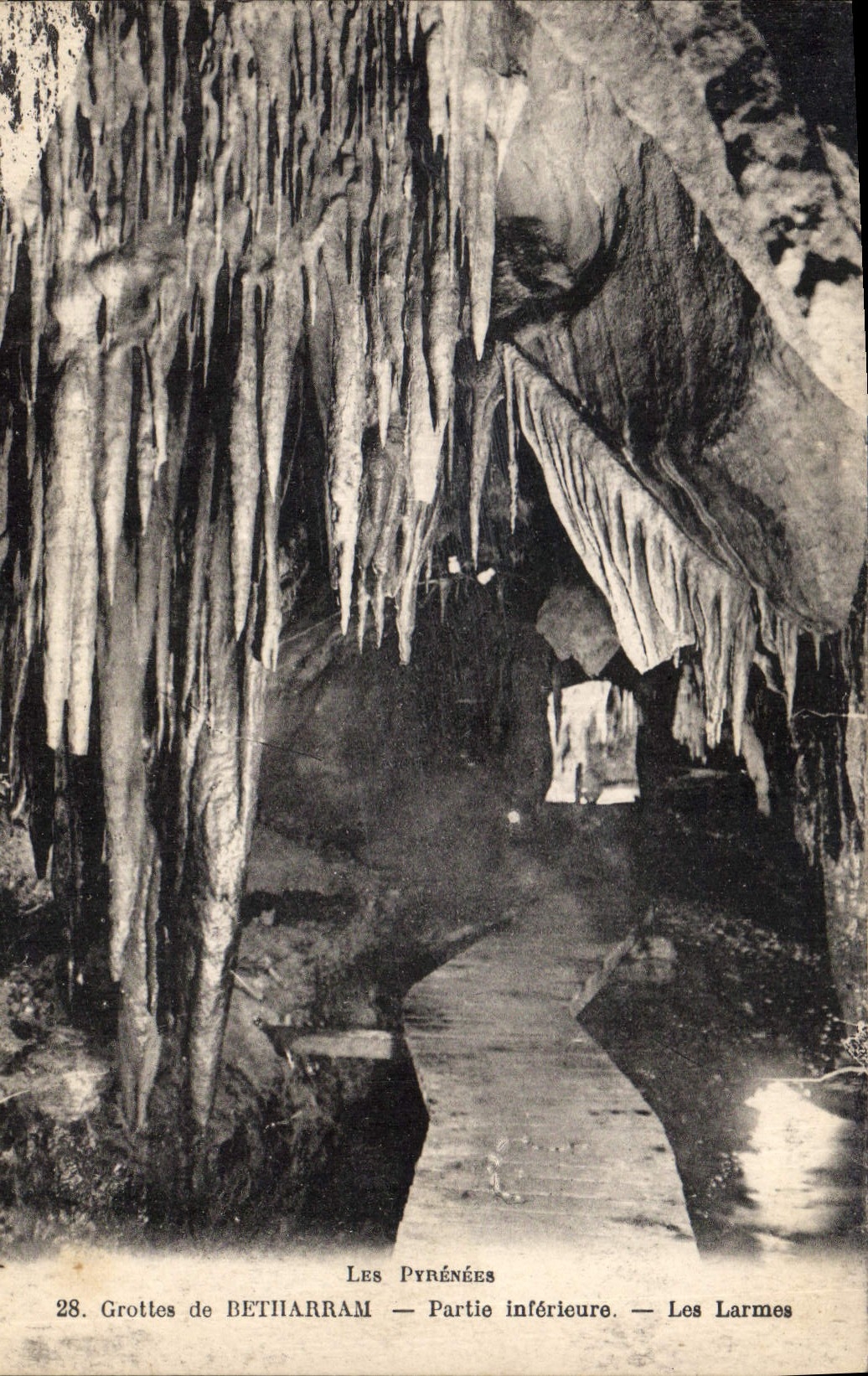 CPA Grotte Grottes de Betharram Les larmes
