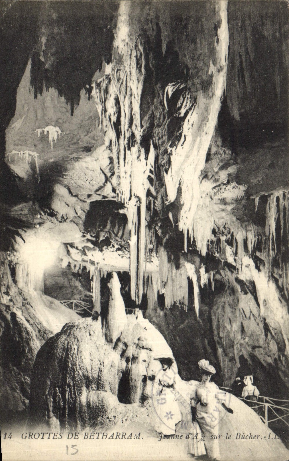 CPA Grotte Grottes de Betharram Jeanne d'Arc sur le bucher