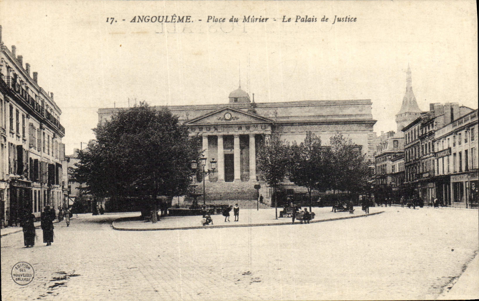 CPA Palais de Justice Place du Murier Angouleme