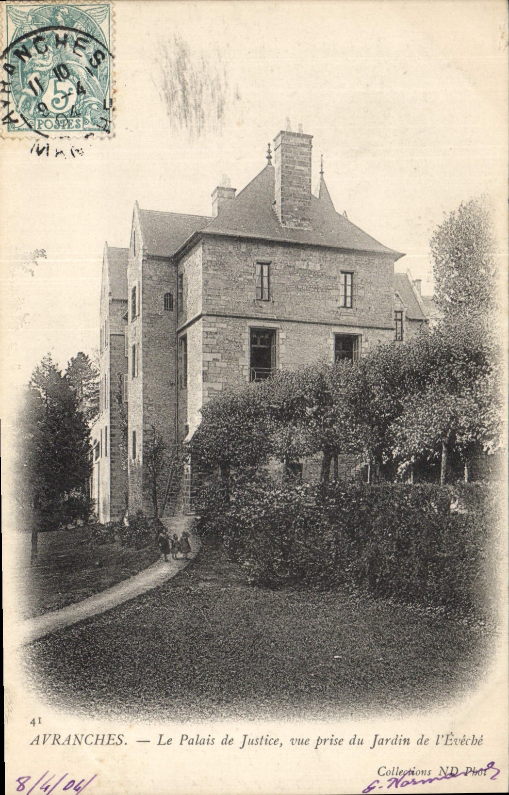 CPA Palais de Justice vue prise du jardin de l'Eveche Avranches