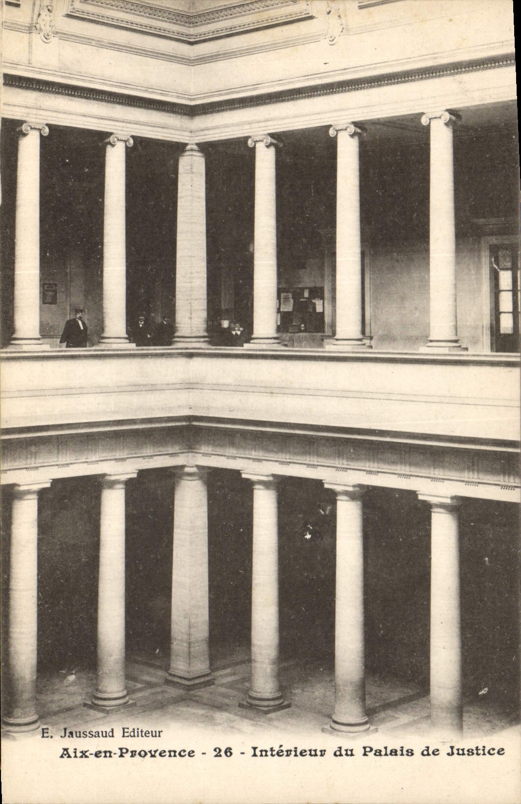 CPA Aix en Provence Interieur du Palais de Justice