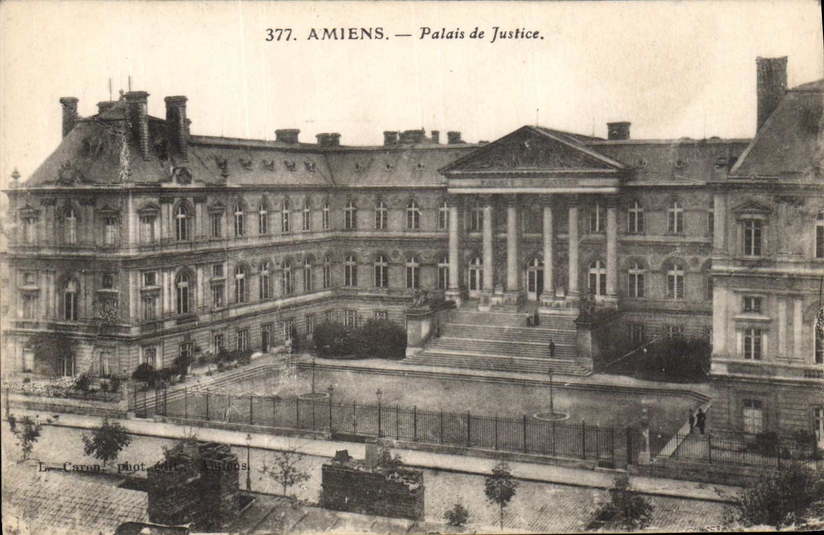 CPA Palais de Justice Amiens