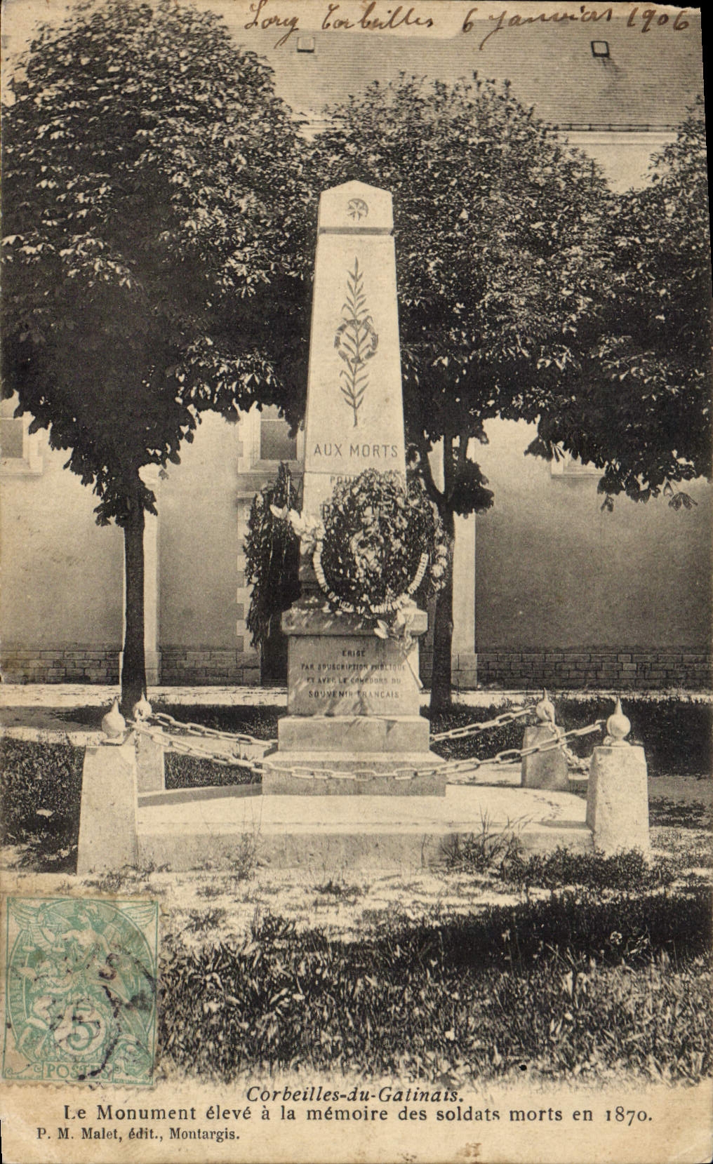 CPA Militaria Guerre de 1870 Corbeilles du Gatinais Le monument eleve a la memoire des soldats morts en 1870