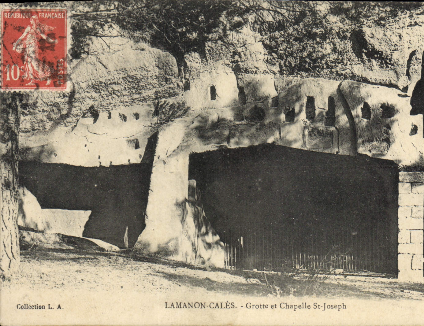 CPA Grotte et chapelle St Joseph Lamamon Cales Grottes 