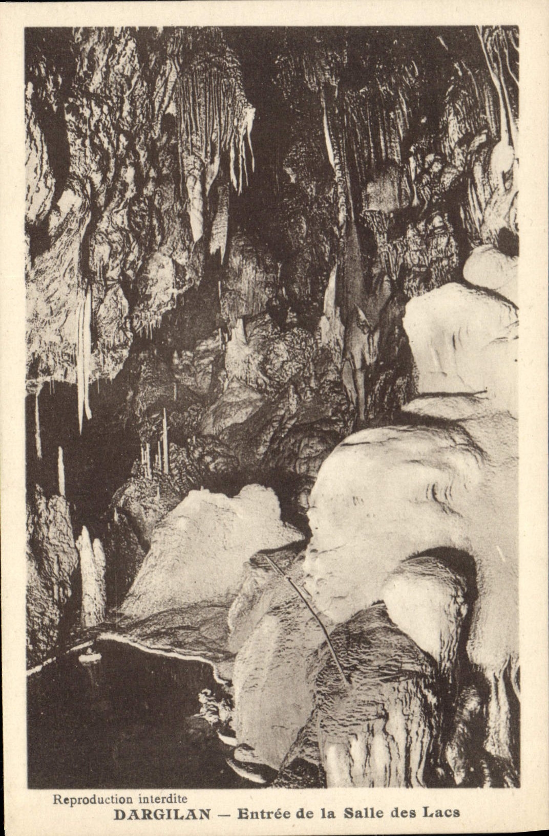 CPA Grotte Grottes Dargilan Entree de la salle des Lacs