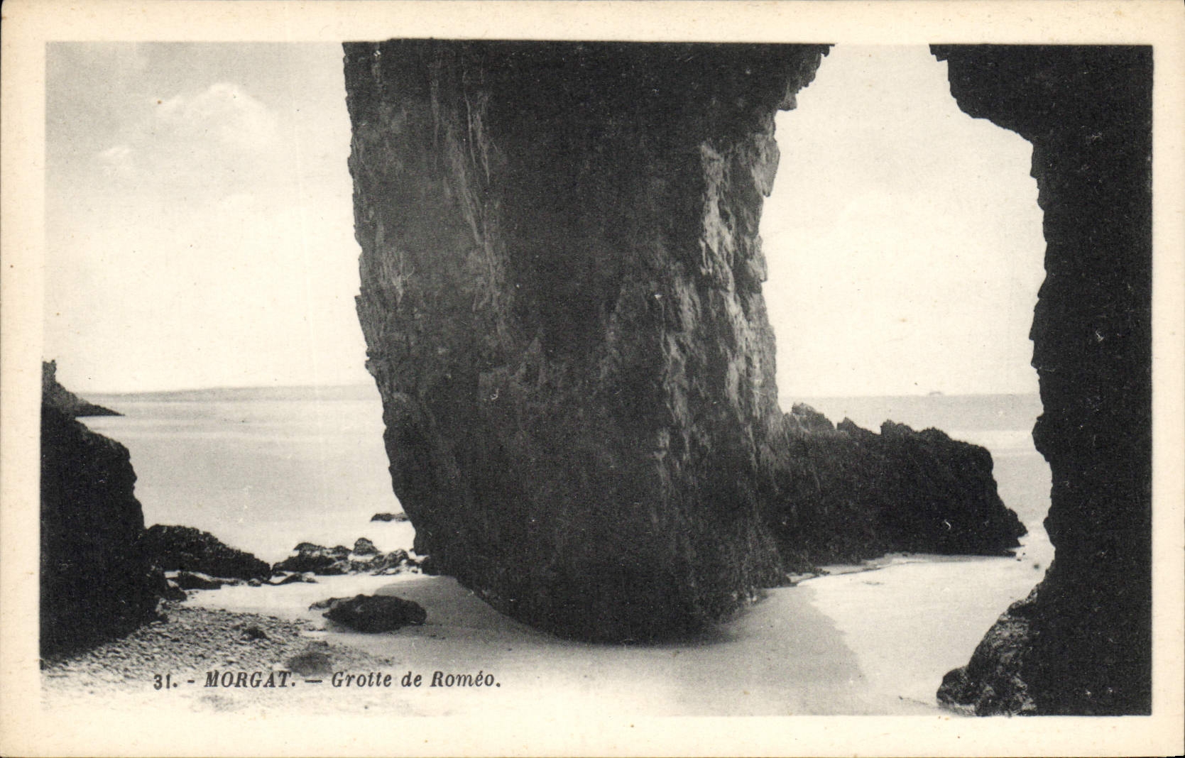 CPA Grotte Grottes Morgat Grotte de Romeo