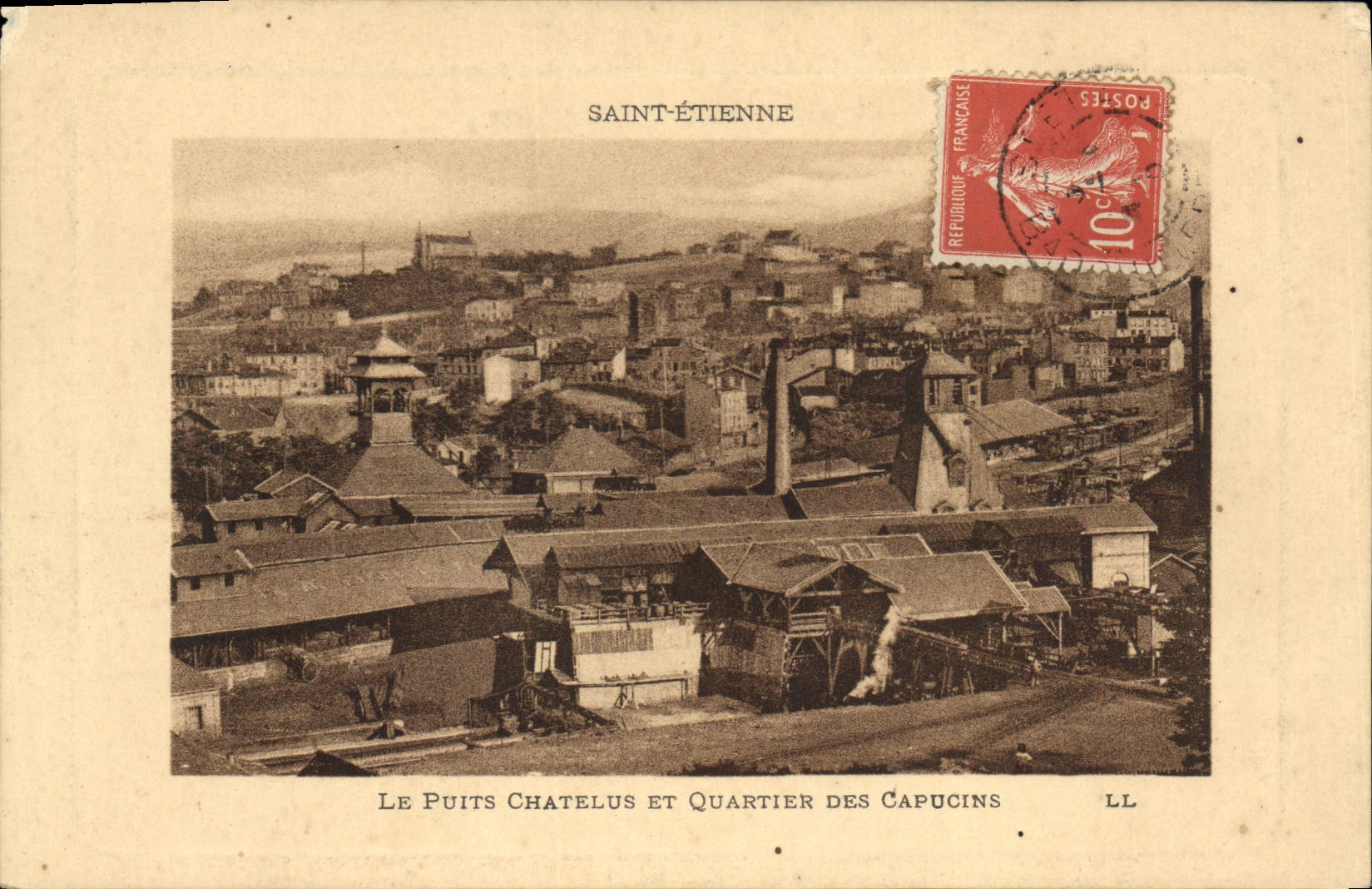 CPA Mine Mines Saint Etienne Le puits Chatelus et quarier des Capucins