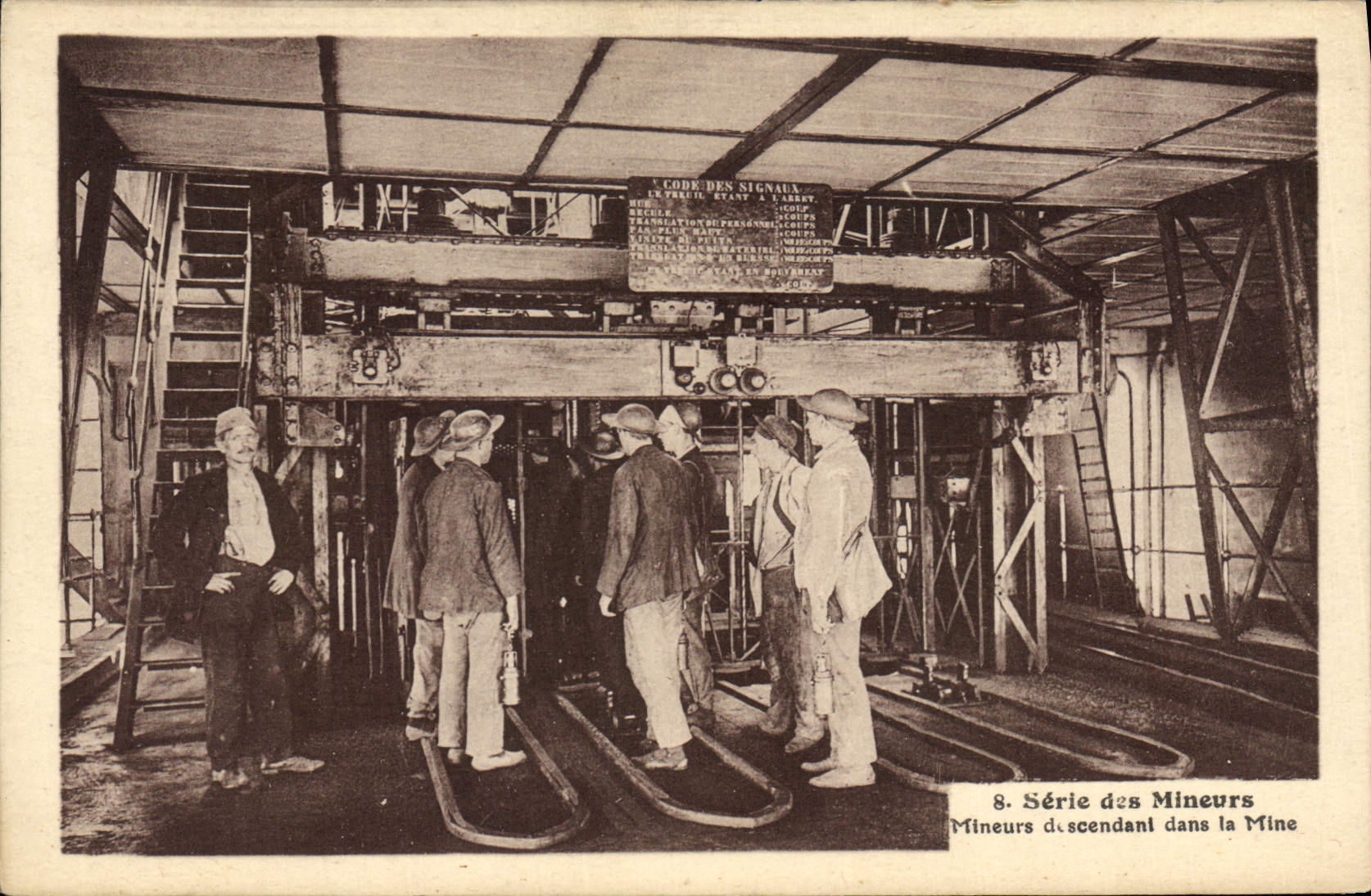 Postal Mina Minas Mineros que desciende en la mina